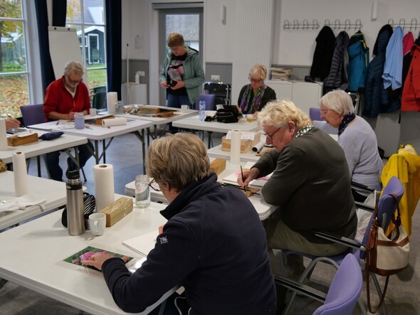 Tekenen en aquarelleren donderdagochtend